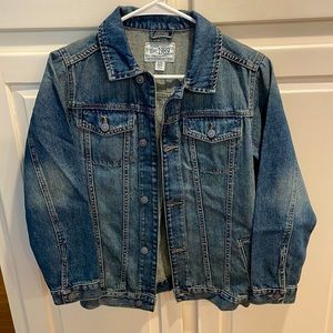 Jean Jacket; Children’s Place; like new condition; size boys 10/12